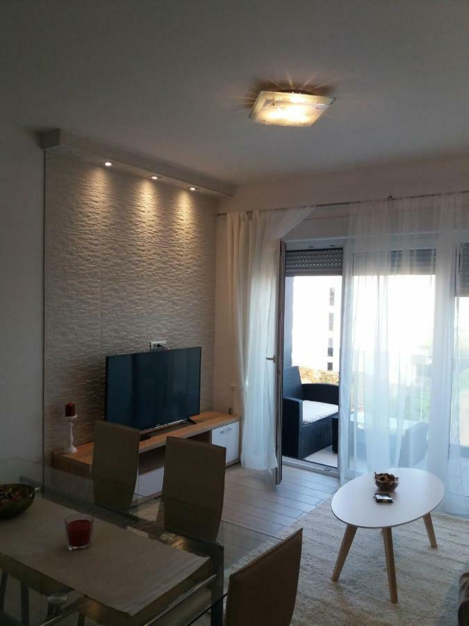 טרוגיר Apartment Marina מראה חיצוני תמונה