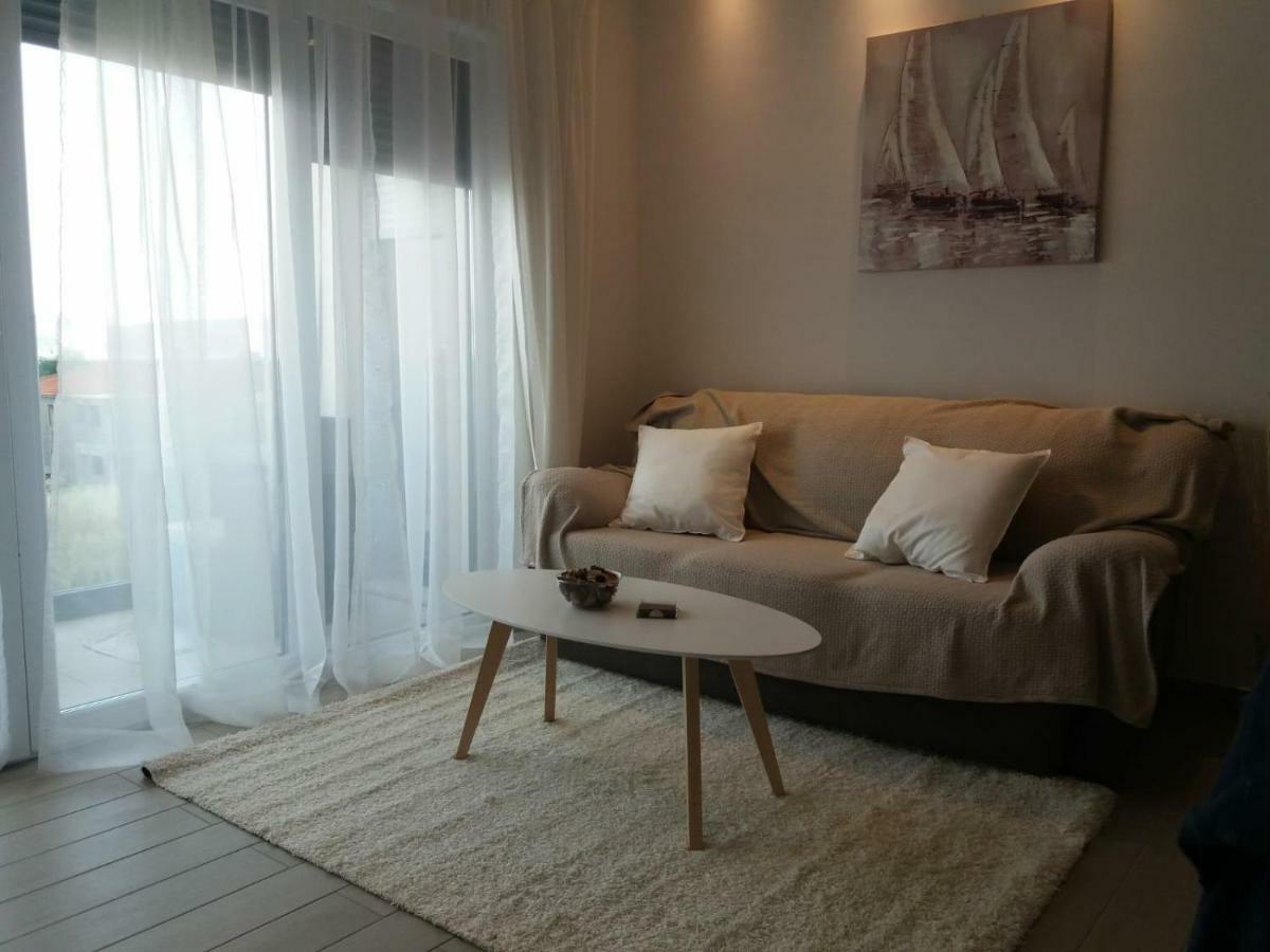 טרוגיר Apartment Marina מראה חיצוני תמונה