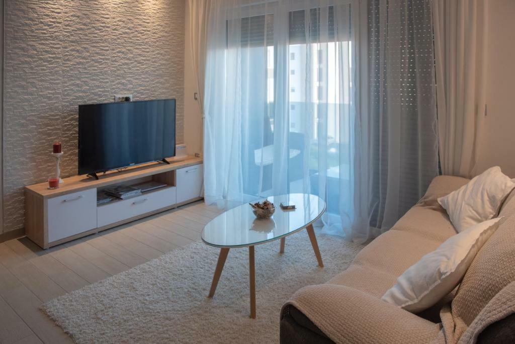 טרוגיר Apartment Marina מראה חיצוני תמונה