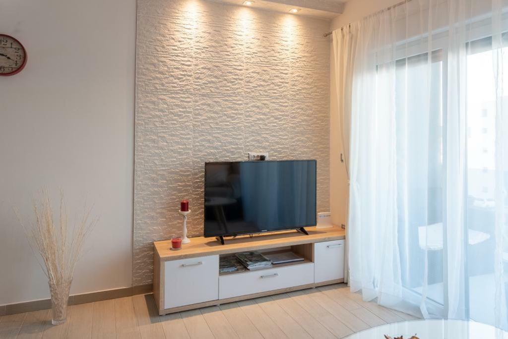 טרוגיר Apartment Marina מראה חיצוני תמונה