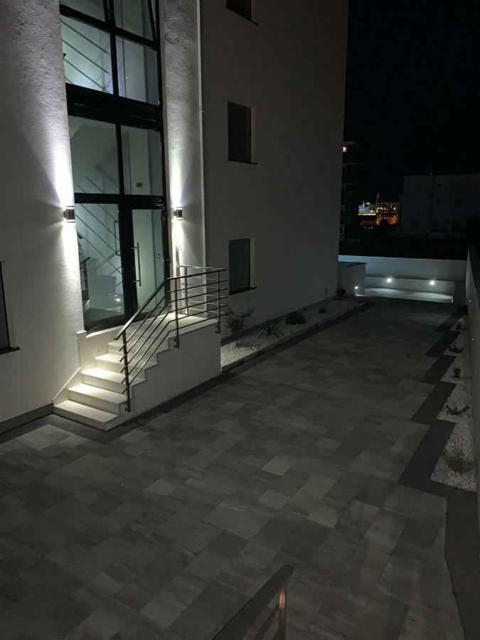 טרוגיר Apartment Marina מראה חיצוני תמונה